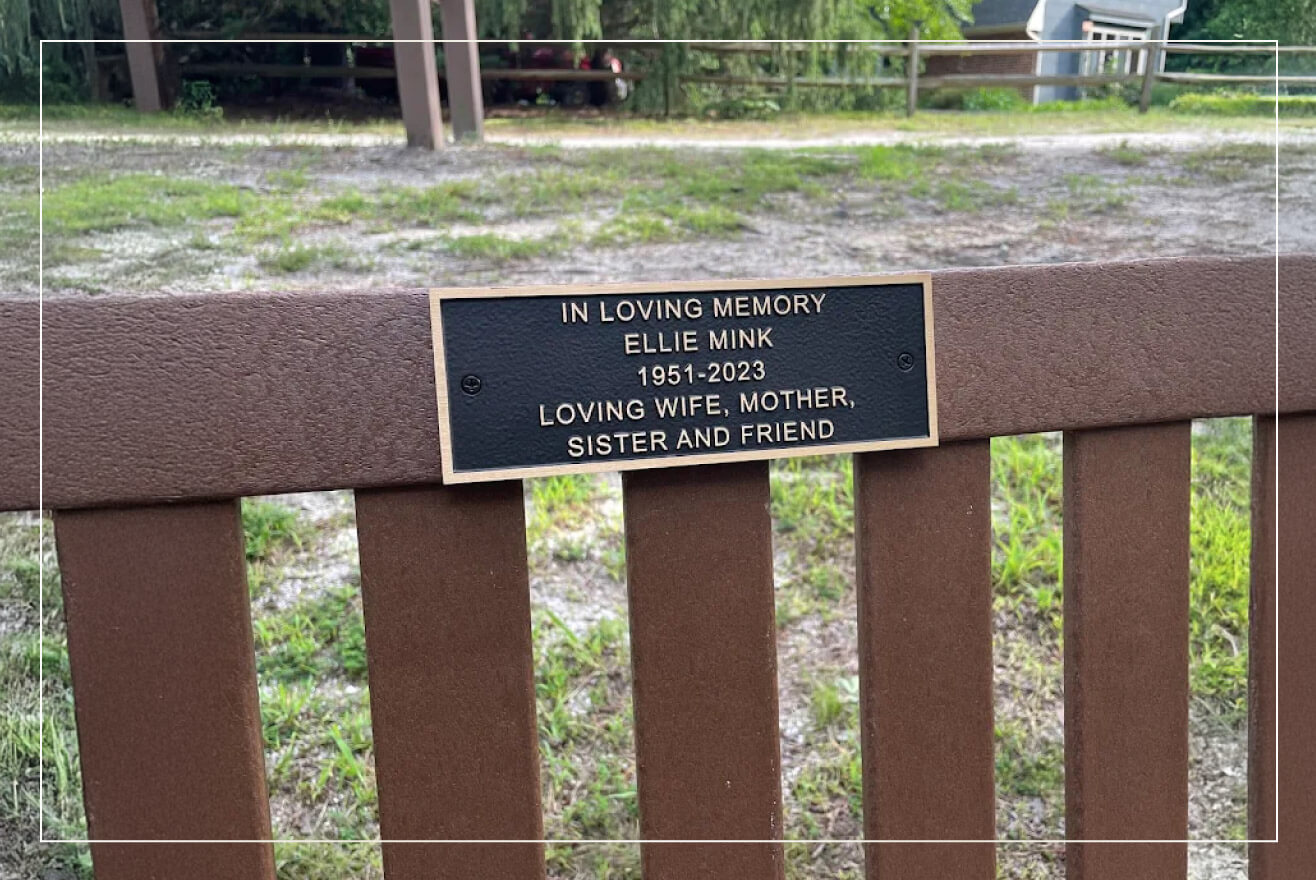 An example memorial bronze bench plaque.
